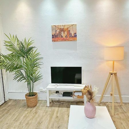 2 Minutes Metro Pasteur Paris 15Th Cosy Apartment Free Parking Dış mekan fotoğraf